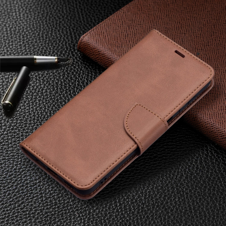LAMBSKIN Knižkové puzdro pre Samsung Galaxy A13 5G / A04s - hnedé