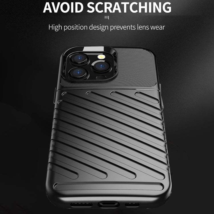THUNDER Ochranný kryt pre Apple iPhone 13 Pro Max - čierny